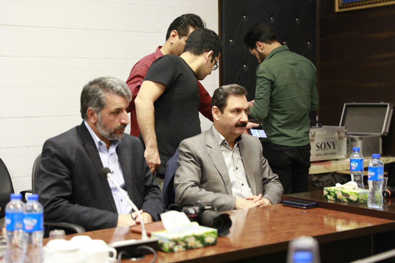 ورکشاپ بزرگ ایده آل دوربین در شهر یزد برگزارشد. 2 نمایندگی تعمیرات کانن - نمایندگی تعمیرات نیکون - نمایندگی تعمیرات سونی