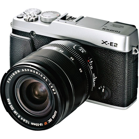 Fujifilm X-E2
فوجی فیلم X-E2 دوربین مدرن زیر 600 دلار