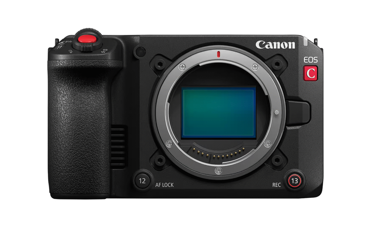 Canon EOS C50 بدون لنز نمایش داده شده است