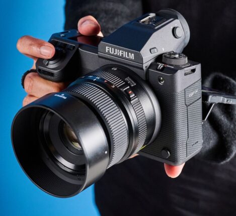 Canon EOS R5 Mark IIبهترین دوربین بدون آینه برای مبتدیان