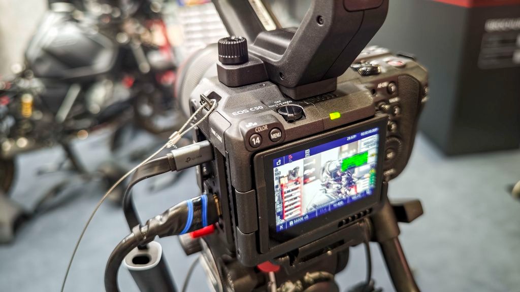 3.	Canon EOS C700 Mark III → «دوربین سینمایی کانن EOS C700 Mark III 