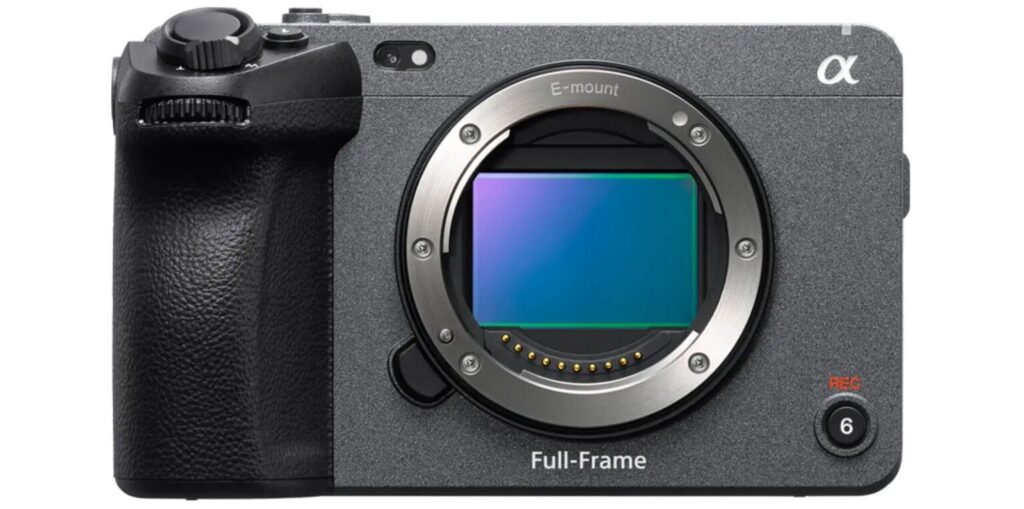 	تصویر Sony FX3 در حال فیلم‌برداری → «دوربین Sony FX3 در پروژه فیلم‌برداری مستند»