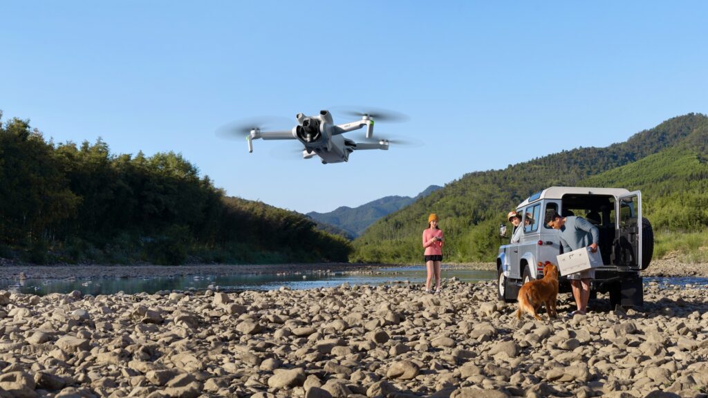 بهروزرسانی جدید DJI Mavic 4 Pro: تغییر فاصلهی کانونی هنگام ضبط و فیلمبرداری عمودی بدون افت کیفیت 6 بهروزرسانی فریمور Mavic 4 Pro نسخه 01.00.0300