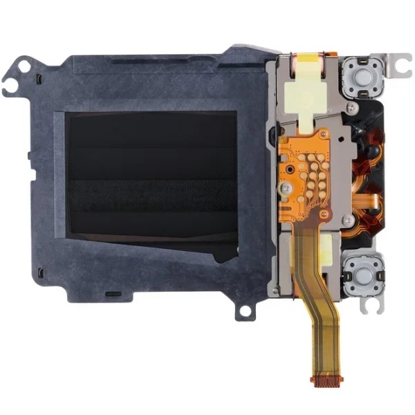 تعویض تخصصی مکانیزم شاتر دوربین کانن توسط تکنسین مجاز با تجهیزات استریل