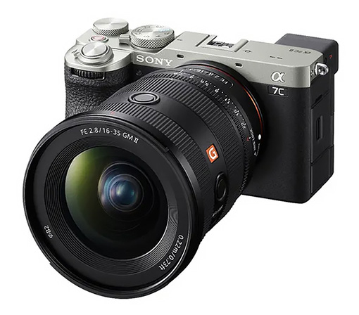 این دوربین دارای همان سنسور 33 مگاپیکسلی عکاسی مداوم با سرعت حداکثر 10 فریم در ثانیه