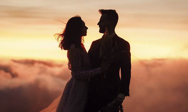 راهنمای جامع عکاسی پرتره با نور از پشت (Backlighting) با تجهیزات سونی 1 تکنیک پیشرفته (Overpowering the Sun).