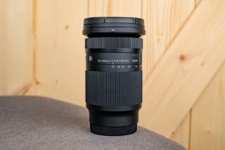 لنز Sigma 20-200mm نمای نزدیک