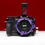 کیج کیج پیشرفته اسمال‌ریگ به طور کامل روی دوربین نیکون Z9 نصب شده است.