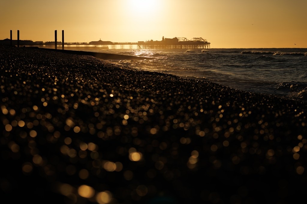 تست کنترل flare لنز کانن RF 85mm