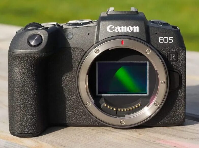 راهنمای جامع کارشناسی خرید دوربین کانن کارکرده: از ارزیابی فنی تا قیمتگذاری هوشمندانه 4 اهمیت تست منظره یاب