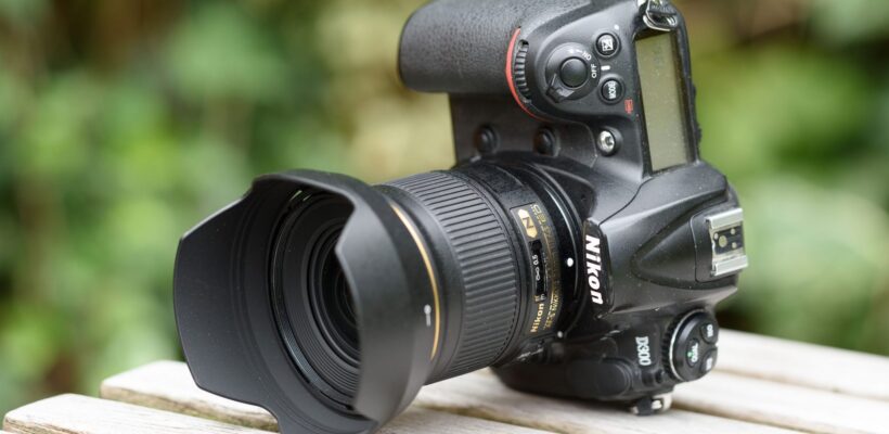 لنز سیگما 20mm F1.4 با طراحی حرفه‌ای خرید دوربین سیگما دست‌دوم, ارزیابی خرید دوربین سیگما, راهنمای خرید دوربین کارکرده, نکات خرید دوربین سیگما, دوربین سیگما دست دوم, خرید دوربین کارکرده حرفه‌ای, بهترین دوربین سیگما, ایده‌آل دوربین