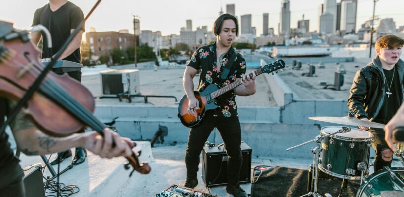 بهترین لنزها برای فیلمبرداری موزیک ویدیو: راهنمای جامع انتخاب 1 لنز Canon RF 15-35mm f/2.8 برای فیلمبرداری موزیک ویدیو