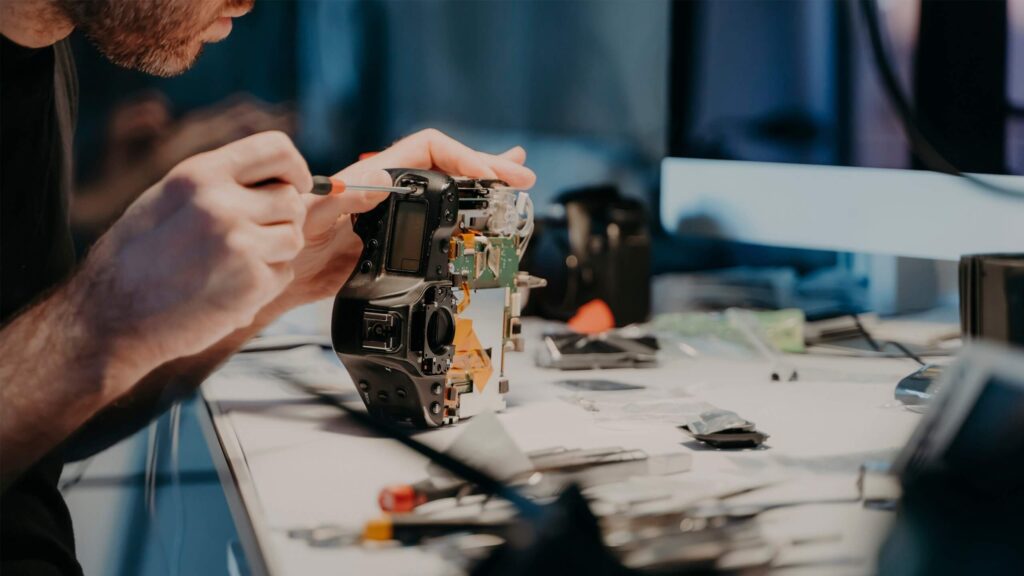 تعمیر نمایشگر کانن: راهنمای جامع تشخیص، عیبیابی و تعویض LCD 7 ایده آل تعمیرگاه مرکزی کانن EOS کانن