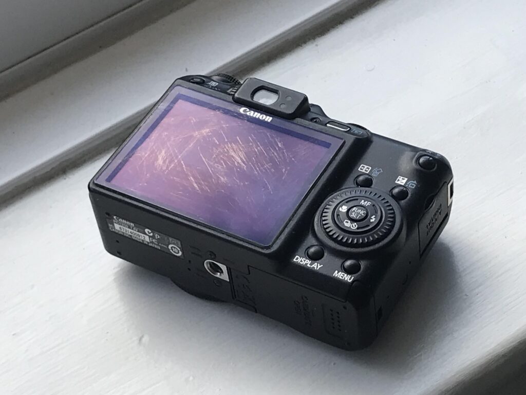 تعمیر نمایشگر کانن: راهنمای جامع تشخیص، عیبیابی و تعویض LCD 4 در بخش تشخیص خرابی