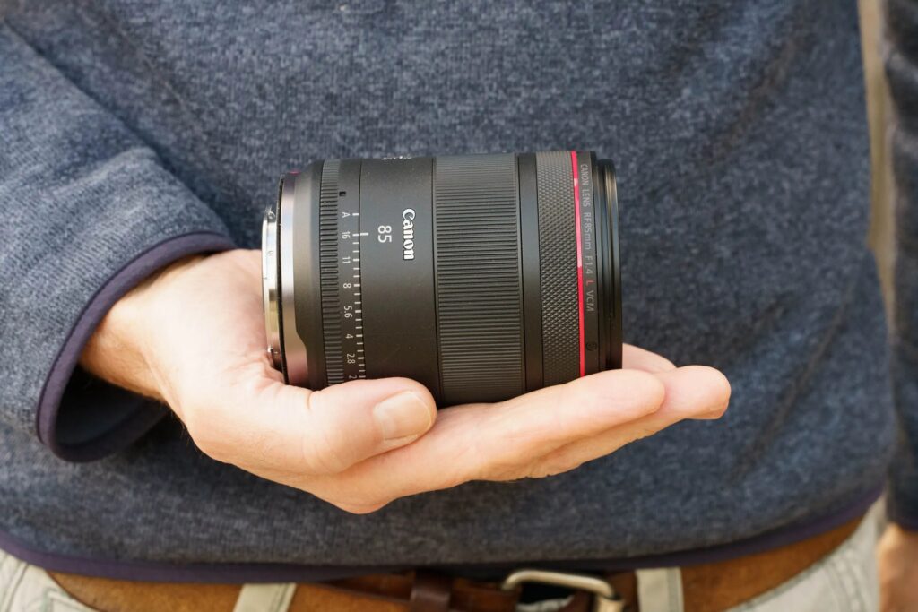 عکس پرتره با بوکه نرم لنز کانن RF 85mm