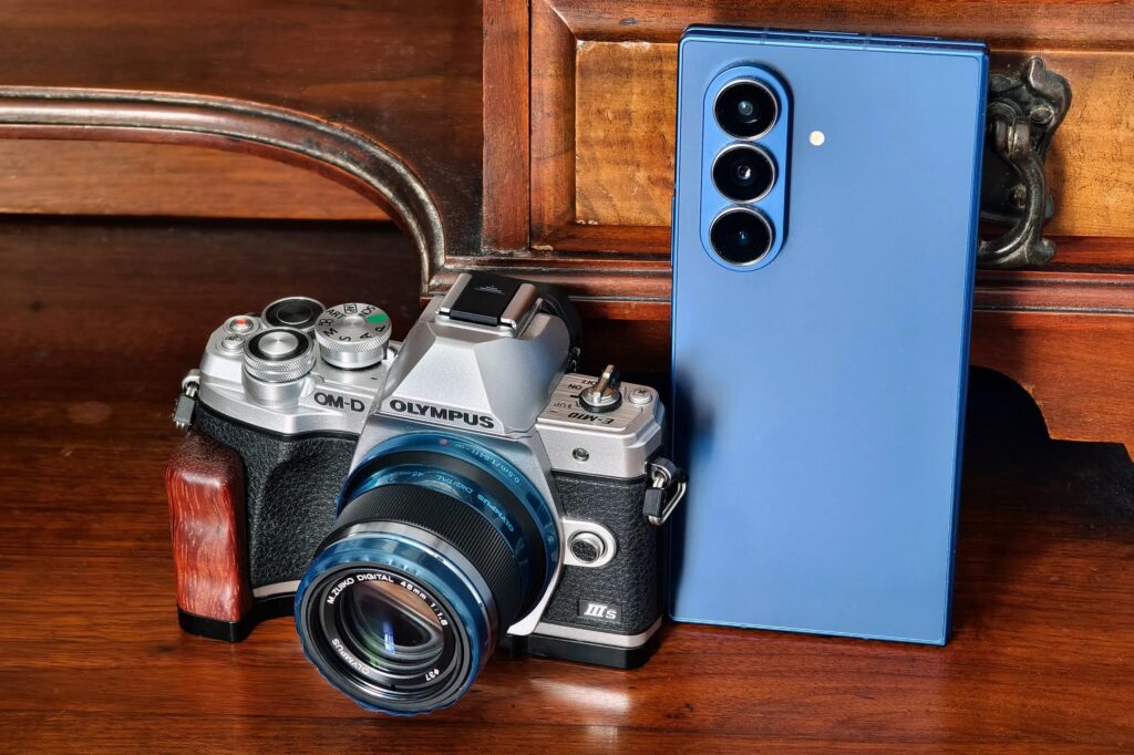 سنسور فولفریمی که میتوانست تاریخ دوربینها را تغییر دهد – اما نکرد 2 نمونه اولیه دوربین فولفریم پنتاکس MZ-D