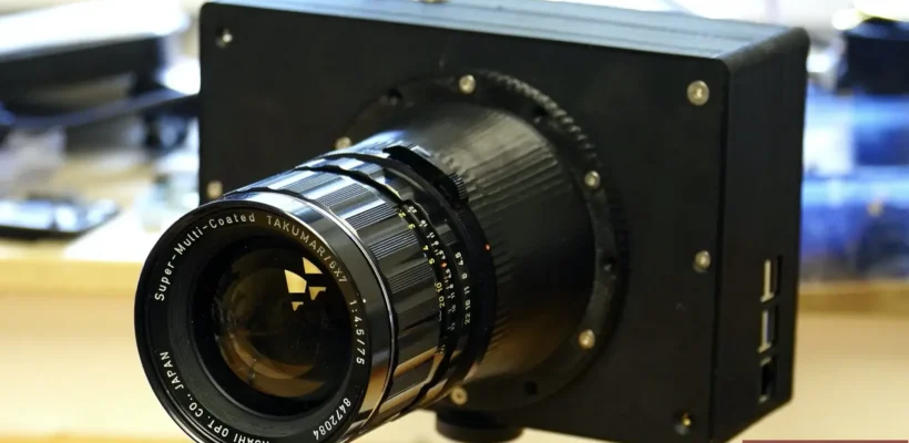 نمای کامل از دوربین مدیوم فرمت DIY ساخته شده توسط Ultrawipf.