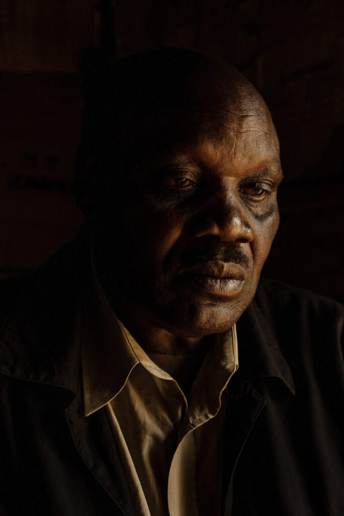 عکاسی پرتره با نور طبیعی از پنجره