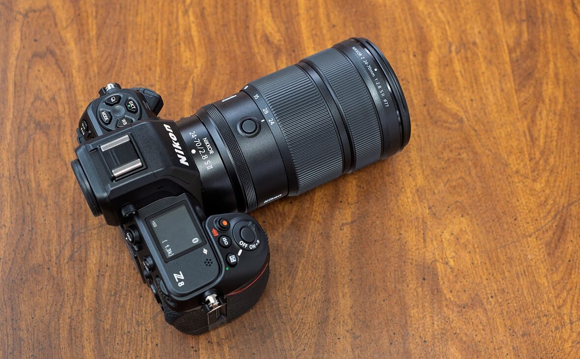 حلقه کنترل برنامه‌پذیر لنز نیکون S II