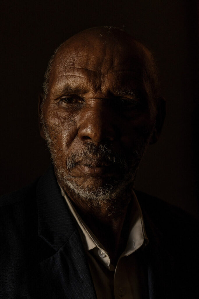 استفاده از نور مناسب