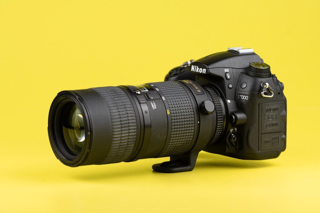 نقد و بررسی لنز Nikon AF Zoom-Micro Nikkor 70-180mm f/4.5-5.6D | لنز ماکرو زوم نایاب نیکون 4 focus ring macro mode Nikon 70-180mm