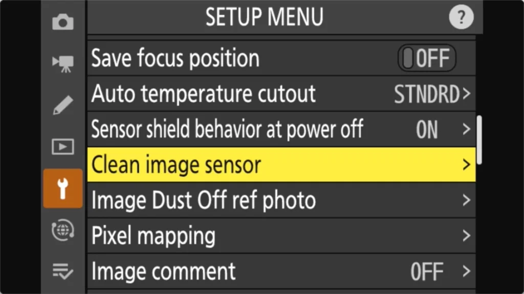 منوی Clean image sensor در منوی تنظیمات دوربین نیکون