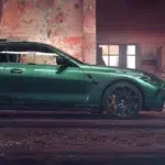 عکاسی از یک خودروی اسپورت در یک صحنه رمانتیک و پر از احساس