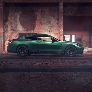 هنر ثبت حرکت: راهنمای جامع عکاسی خودرو 2 عکاسی از یک خودروی اسپورت