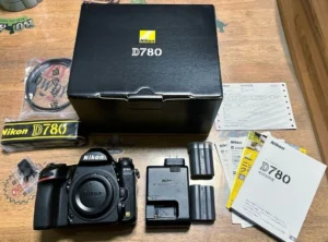 گارانتی نیکون (Nikon) — شرایط و فعالسازی: راهنمای جامع برای حفاظت از سرمایهگذاری شما 3 یک دوربین DSLR نیکون