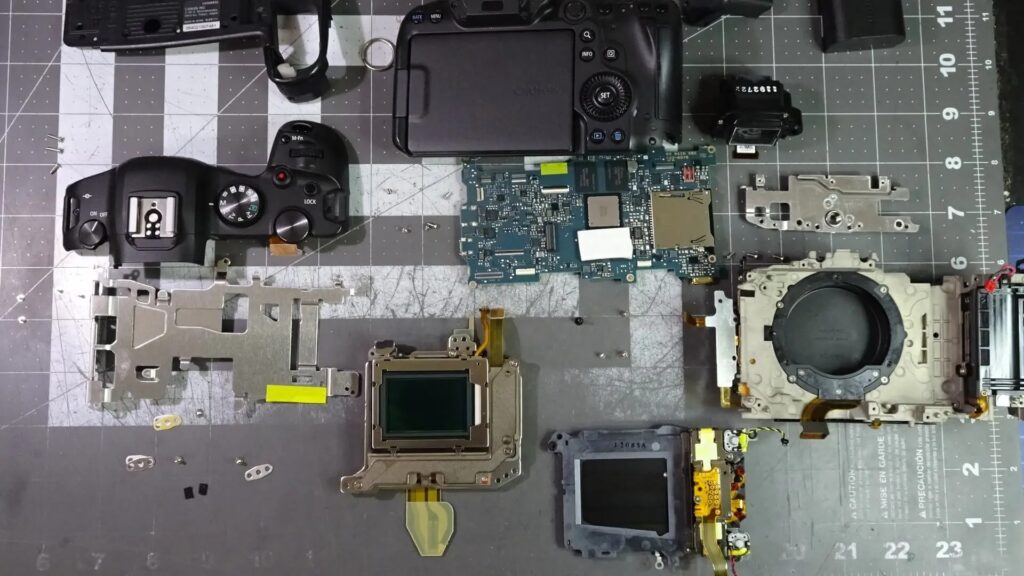 خدمات تخصصی ارائه شده برای تعمیر دوربین کانن R6
