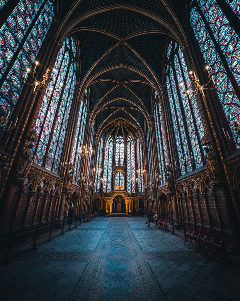 نورپردازی خاص در فضای بسته