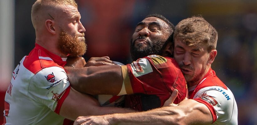 هنر عکاسی راگبی: ثبت لحظات سرنوشت‌ساز در زمین بازی با دوربین حرفه‌ای