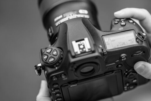 راهنمای کامل گارانتی نیکون: همه چیز از شرایط تا خدمات تخصصی ایدهآل دوربین 4 برنامهای اشاره دارد که به خریداران محصولات نیکون این امکان را میدهد که در مدت زمان بیشتری نسبت به ضمانت عادی از خدمات و پشتیبانی برخوردار شوند.