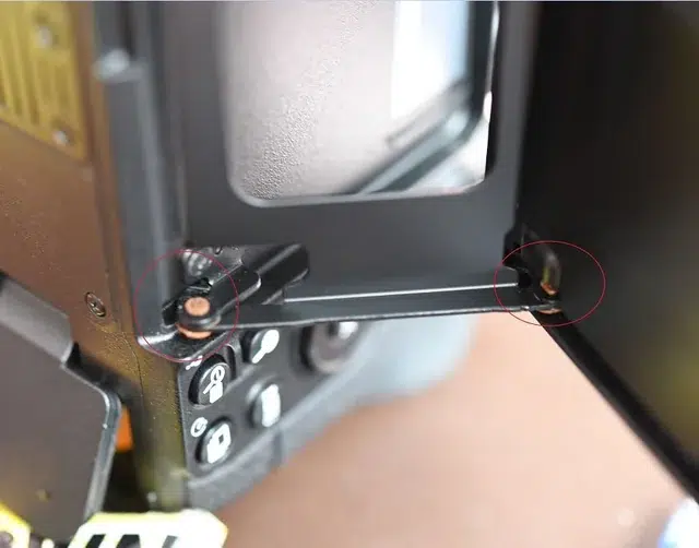 تعمیرات تخصصی نیکون (Nikon) — مرکز خدمات ایدهآل دوربین 6 Z5 دارای سنسور CMOS با فرمت FX 24.3 مگاپیکسلی و پردازنده EXPEED 6 است.