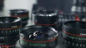 " Alt Text: یک لنز 50mm f/1.8G نیکون