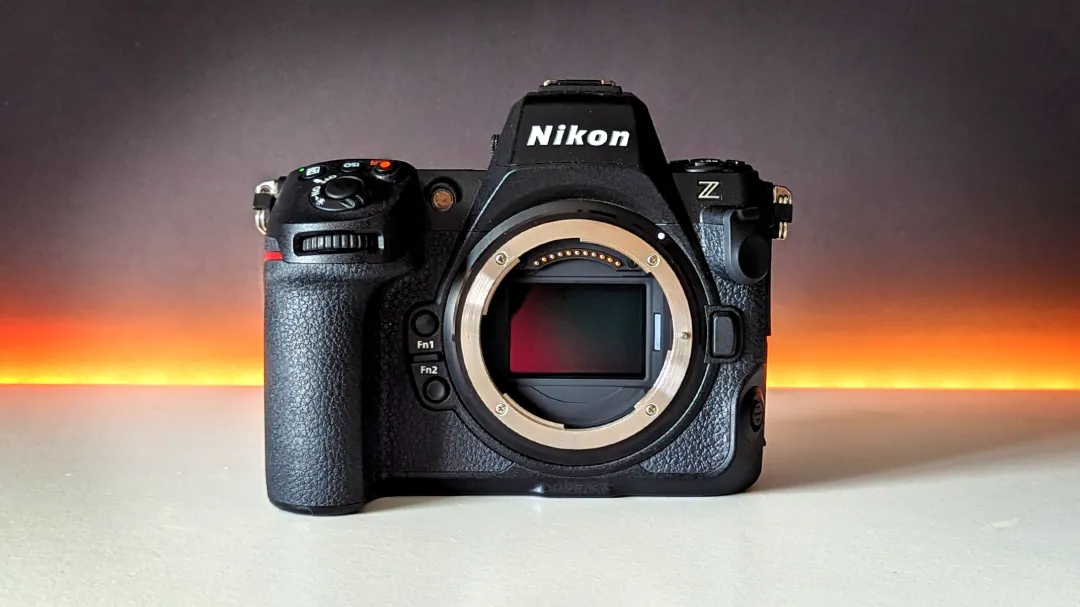 تعویض بدنه دوربین نیکون در تعمیرگاه مرکزی ایده‌آل دوربین